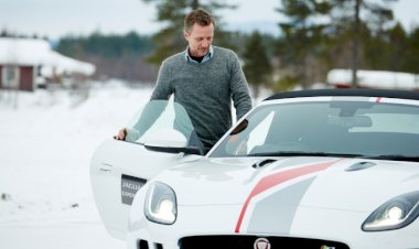 Jaguar Land Rover opens ice driving academy