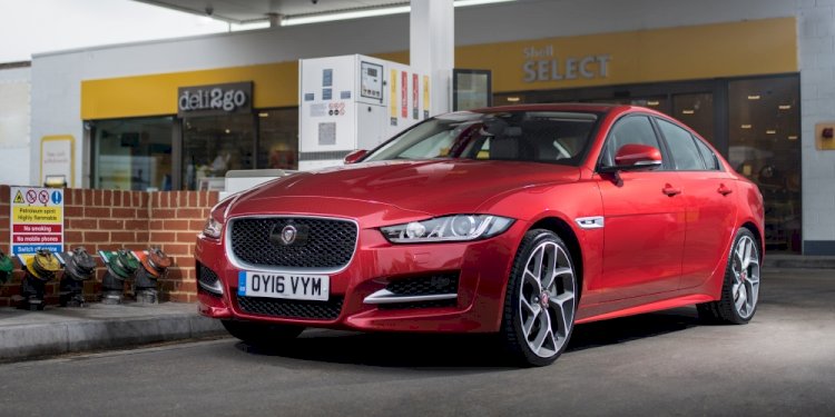 Jaguar and Shell launch in-car payment system