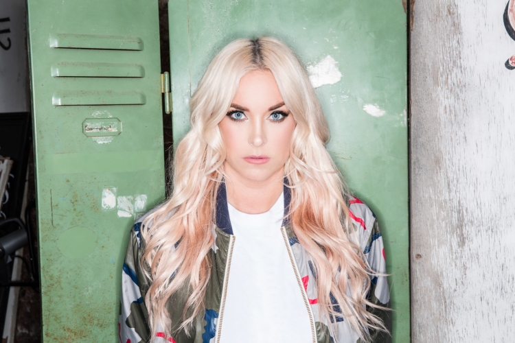 Defected presents Sam Divine In The House