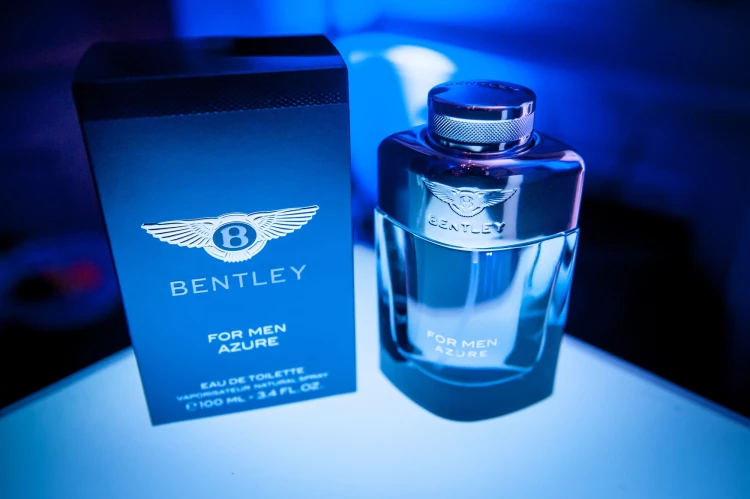 Bentley for Men Azure - A luxury composition