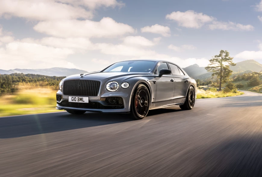 Long distance cruising with the Bentley Flying Spur S