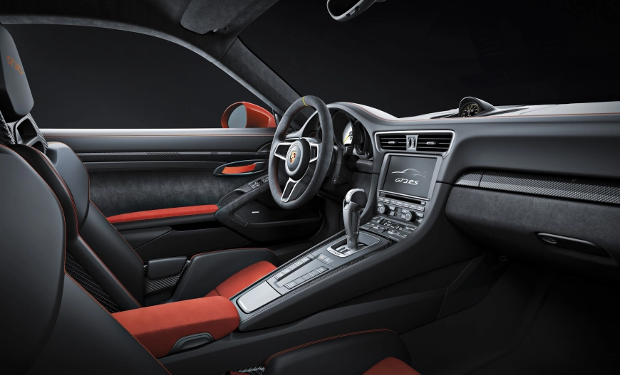 The new Porsche 911 GT3 RS interior