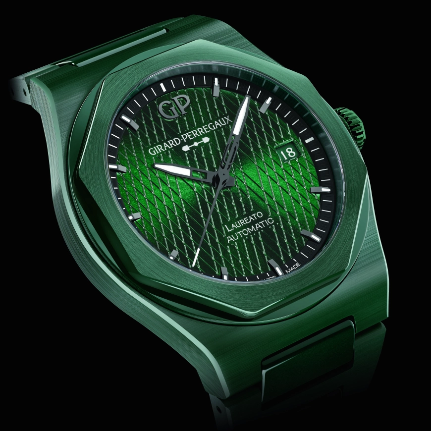 Girard-Perregaux Laureato Green Ceramic Aston Martin Edition