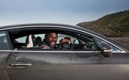 Bentley helps Idris Elba follow in famous footsteps of Sir Malcolm Campbell