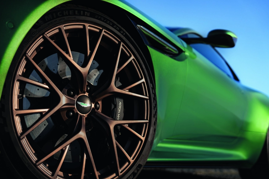 Aston Martin DB12 Wheels