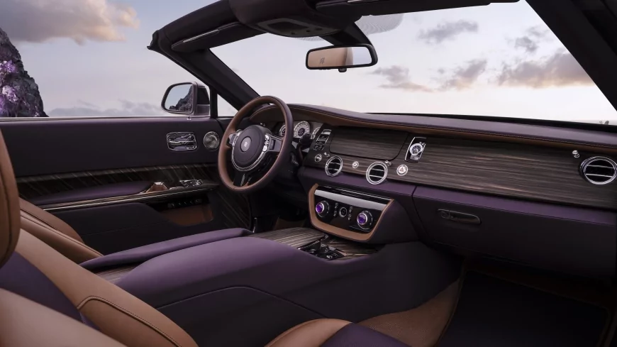 Rolls-Royce Amethyst Droptail interior