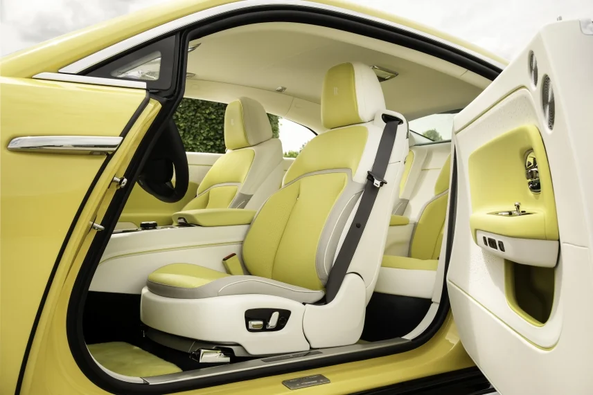 The bespke Rolls-Royce Spectre Semaphore interior