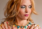 Manual Movement June 2014: Tiger Rose vs. Alice Rose